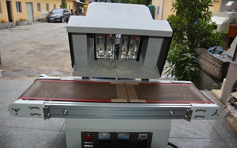 桌面式1KW2組燈 無腳輪固化機.jpg 桌面式1KW2組燈 無腳輪固化機.jpg